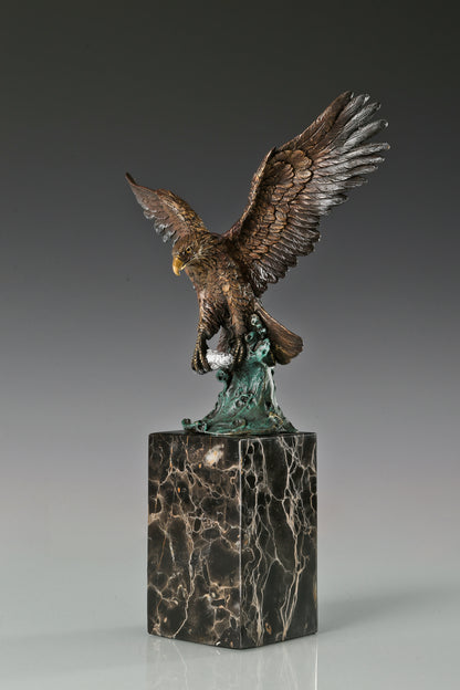 American Classic Sculpture - Predator Eagle, Vintage Bronze Sculptures, Bronze Sculpture Art Deco, Home Decor Statue
